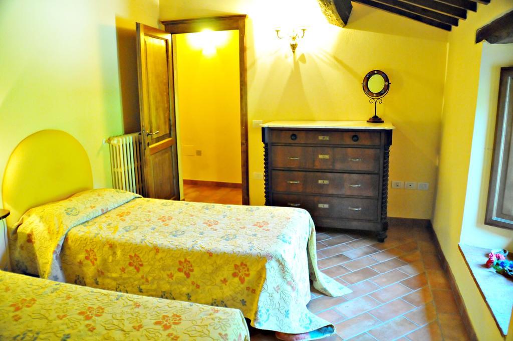Agriturismo Popolano Di Sotto Marradi Rom bilde